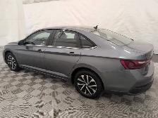 2025 Volkswagen Jetta - Photo 7