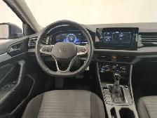 2025 Volkswagen Jetta - Photo 13
