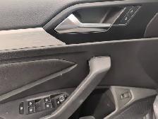 2025 Volkswagen Jetta - Photo 18