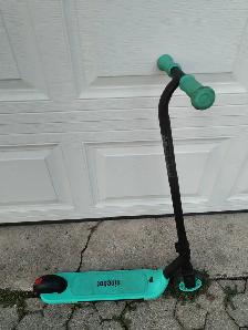 Ninebot Zing A6 kids Electric scooter AS-IS untested good shape