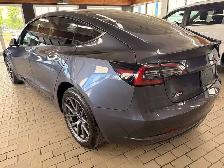 2023 Tesla Model 3 - Photo 3