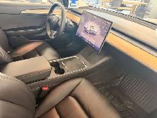 2023 Tesla Model 3 - Photo 10