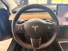 2023 Tesla Model 3 - Photo 18