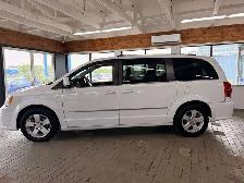 2014 Dodge Grand Caravan Crew - Photo 2