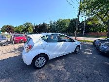 2013 Toyota PRIUS 220KM CERTIFIED-WARRANTY - Photo 9