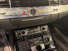 2017 Audi A8 4.0T AWD LEATHER SUNROOF NAV B/SPOT L/ASSIST CAME - Photo 26