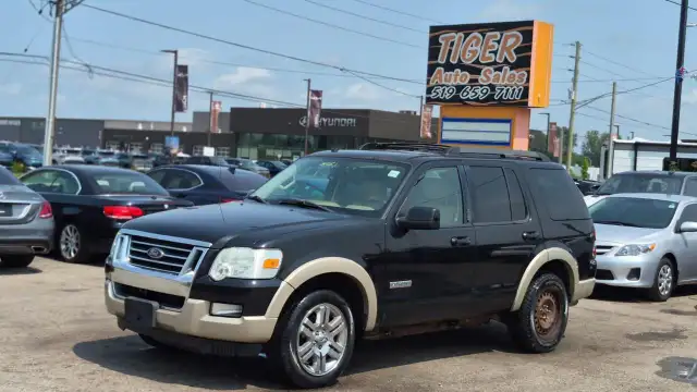 2008 Ford Explorer Eddie Bauer, NEEDS ALTERNATOR, AS IS SPECIAL