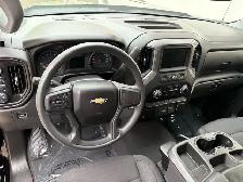 2023 Chevrolet Silverado 1500 4WD Crew Cab 147' Custom - Photo 11