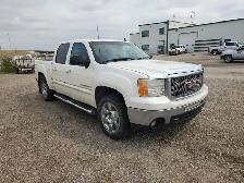 2010 GMC Sierra 1500 - Photo 2