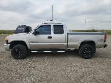 2005 GMC Sierra 2500HD - Photo 5