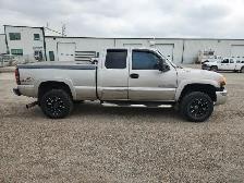 2005 GMC Sierra 2500HD - Photo 7