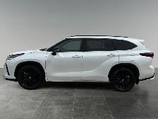 2026 Toyota Highlander XSE / AWD - Photo 2