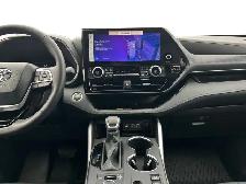 2026 Toyota Highlander XSE / AWD - Photo 13