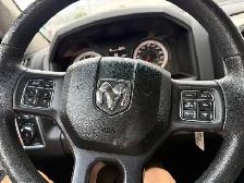 2017 RAM 1500 SLT Crew Cab SWB 4WD - Photo 15