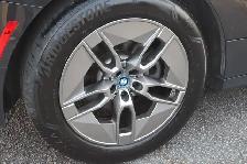 2023 BMW iX - Photo 30