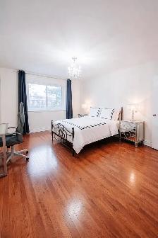 Master bedroom with private bathroom for rent in Scarborough