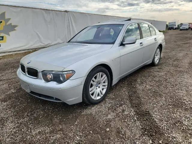 2002 BMW 7 Series