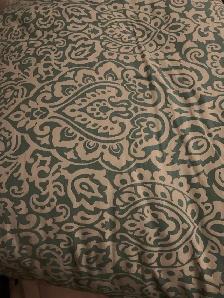 Queen Comforter