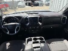 2021 Chevrolet Silverado 1500 RST Crew Cab 4WD - Photo 10