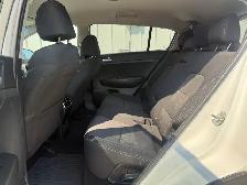2022 Kia Sportage AWD - Photo 9