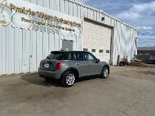 2019 MINI 4 Door Cooper FWD | No Accident | Good Service Record - Photo 4