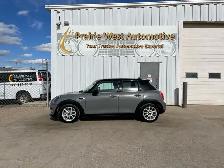 2019 MINI 4 Door Cooper FWD | No Accident | Good Service Record - Photo 7