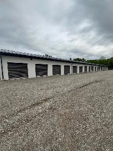 Storage units for rent - Photo 2