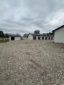 Storage units for rent - Photo 7