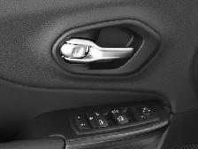 2016 Jeep Cherokee - Photo 13