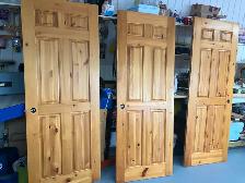 SOLID WOOD KNOTTY PINE DOORS
