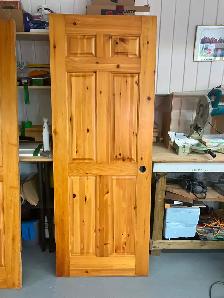 SOLID WOOD KNOTTY PINE DOORS - Photo 5