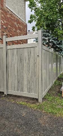 PVC fence summer end sale - Photo 5