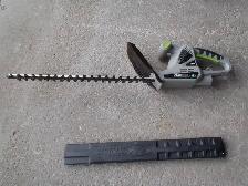 24 inch Corded Hedge Trimmer - Photo 2