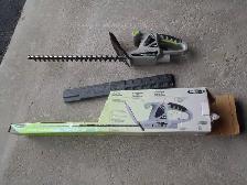 24 inch Corded Hedge Trimmer - Photo 3