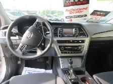 2016 Hyundai Sonata 2.4L GL - Photo 12