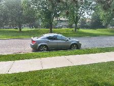2010 Dodge Avenger - Used in Good Condition - Photo 2