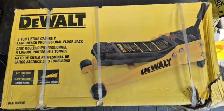 NEW DEWALT 3-TON LONG REACH LOW PROFILE FLOOR JACK – SEALED