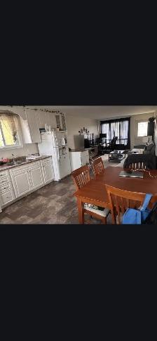 Beautiful 2 bedroom Upper-level Sturgeon Falls - Photo 2