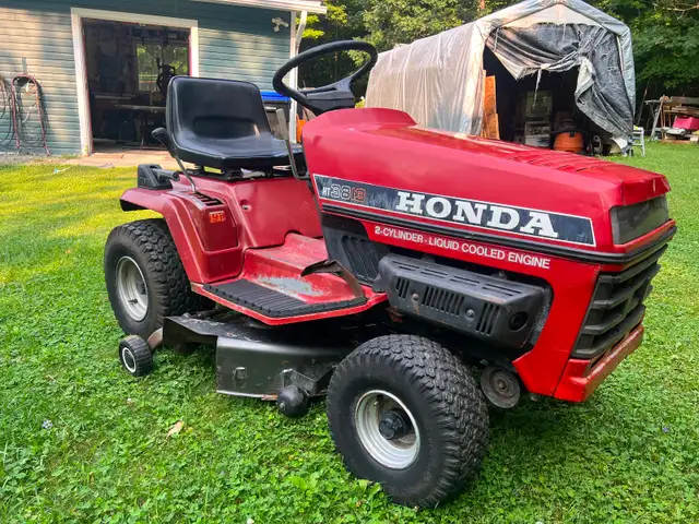 HONDA HT 3813 Garden Tractor