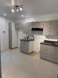LIBRE TRES BEAU ET GRAND 3 1/2 à louer à Vimont