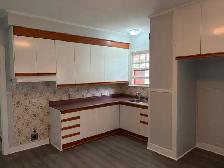 Superbe très grand 5 1/2, rez de chaussé, St-Sauveur, libre - Photo 2