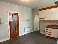 Superbe très grand 5 1/2, rez de chaussé, St-Sauveur, libre - Photo 7
