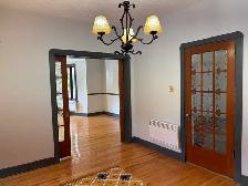 Superbe très grand 5 1/2, rez de chaussé, St-Sauveur, libre - Photo 9