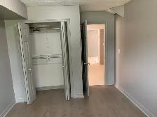 2 Bedroom Lower Unit All Inclusive w/ AC, laundry,1 parking spot - Photo 3