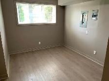 2 Bedroom Lower Unit All Inclusive w/ AC, laundry,1 parking spot - Photo 5