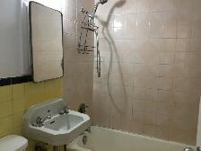Beautiful Cozy and bright 2 bedrooms apt, big roof patio - $1490 - Photo 3