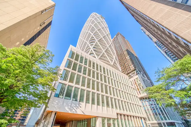 Downtown Toronto 1 Bed 1 Bath Condo for Rent at Dundas Universit