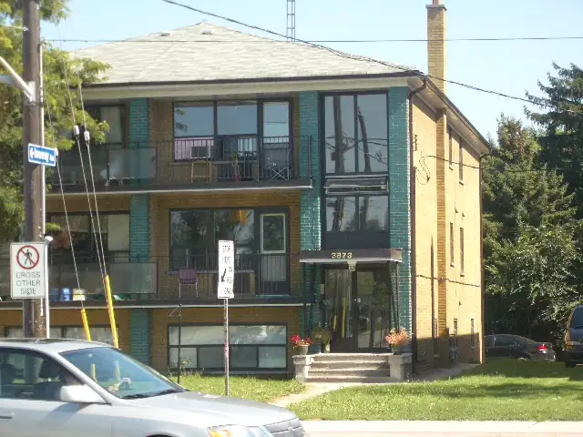 Spacious room with a balcony, all inclusive, Wilson & Bathurst