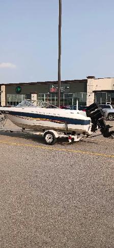 Boat Bayliner Capri - Photo 4