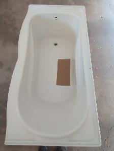 Bathtub - Photo 2
